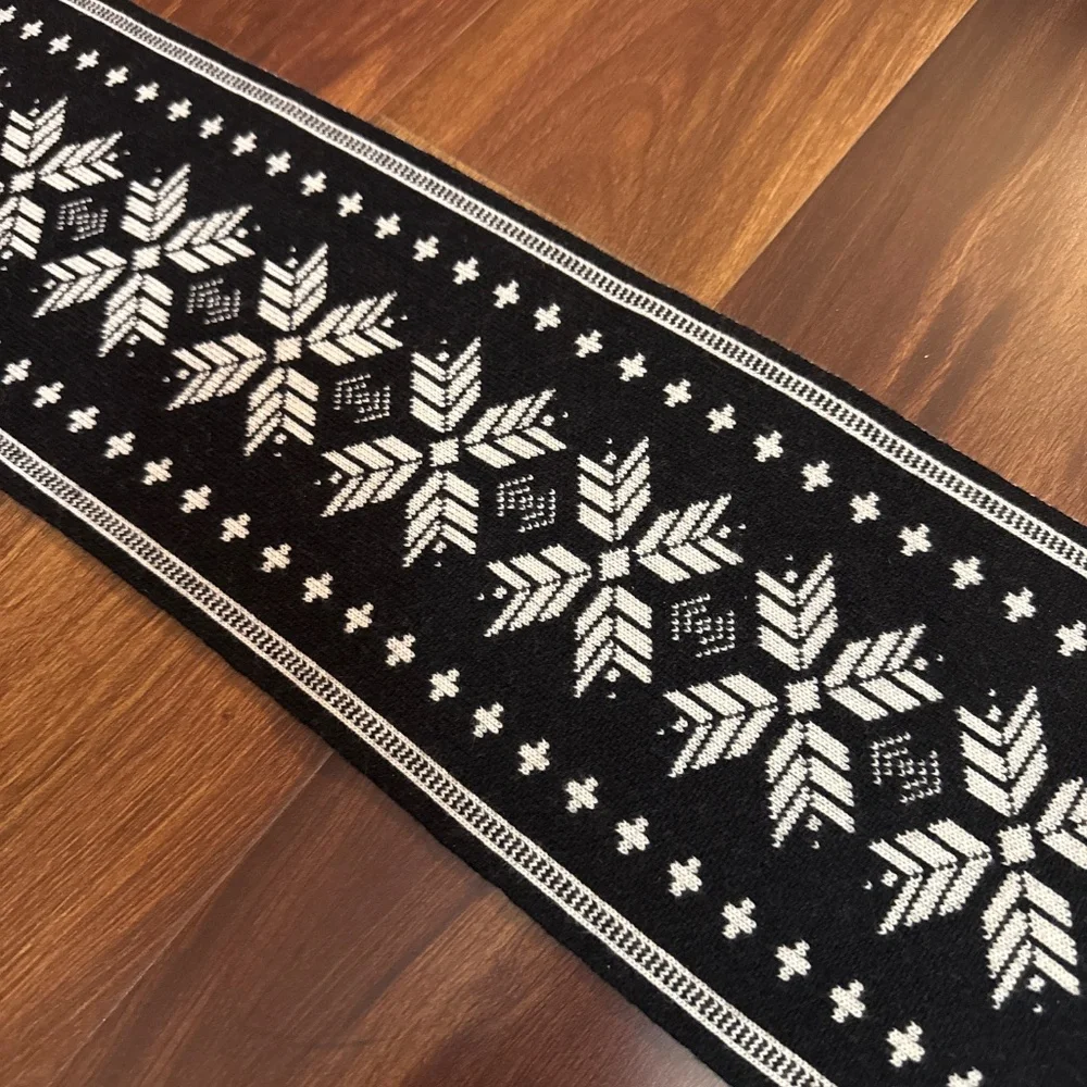TALBOTS Lambswool Blend Holiday Scarf